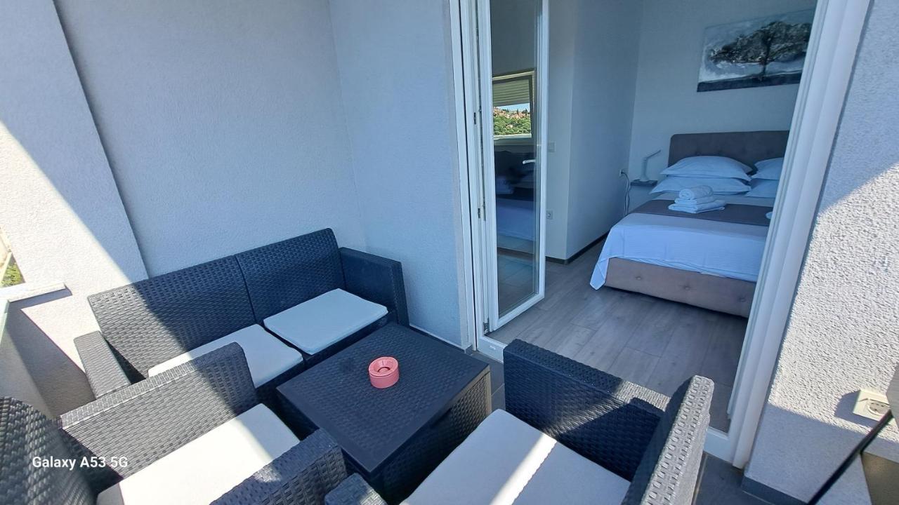 Vila Kika Rogoznica  Exteriér fotografie
