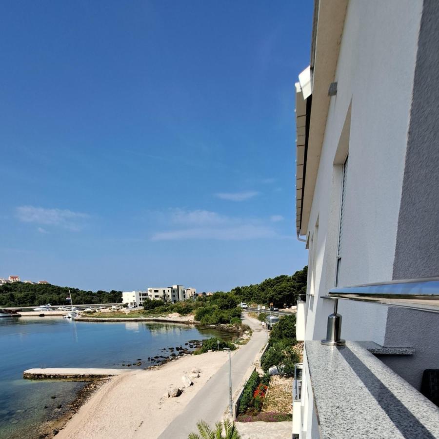 Vila Kika Rogoznica  Exteriér fotografie